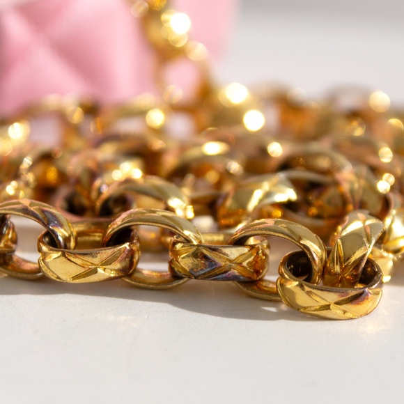 Chanel Vintage Pink Quilted Satin Mini Diana 24K Gold Bijou Chain 90s Flap Bag - Picture 7 of 16